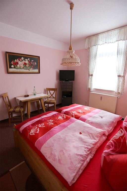 Gaststaette & Pension Waldquell Antonshohe 外观 照片